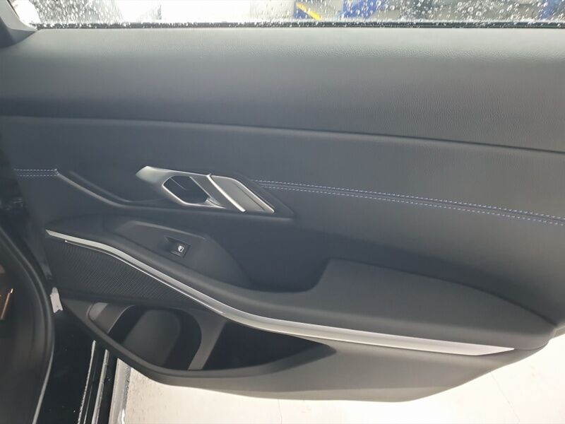More views of BMW 3 Series