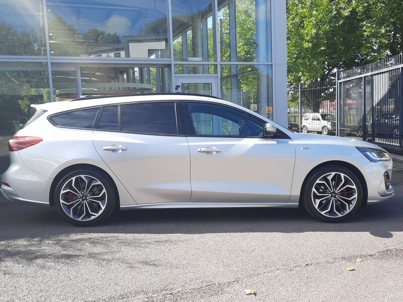 More views of Ford Focus