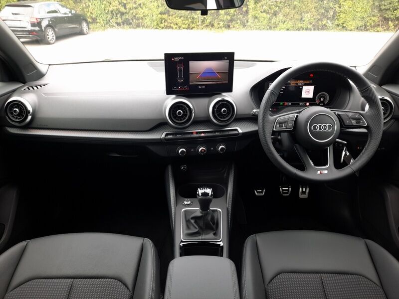 More views of Audi Q2