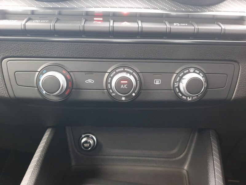 More views of Audi Q2