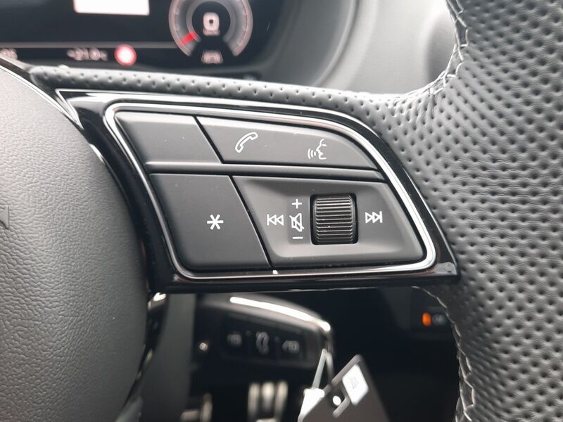 More views of Audi Q2
