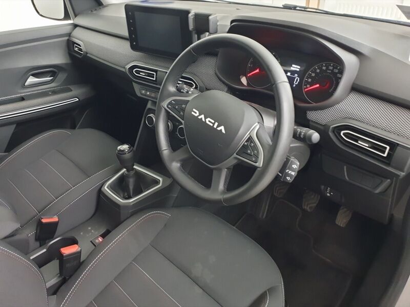 More views of Dacia Jogger