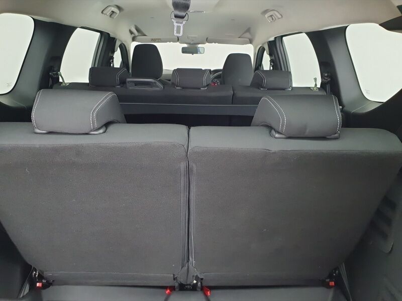 More views of Dacia Jogger