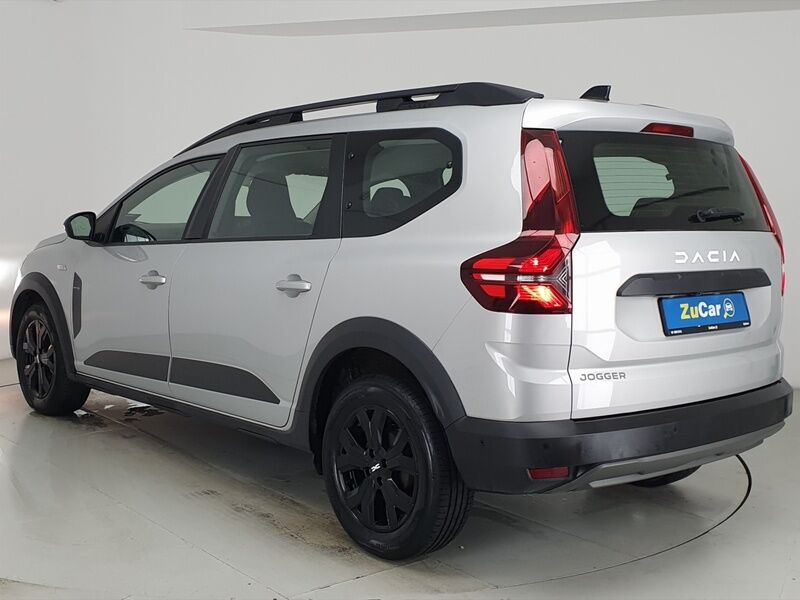 More views of Dacia Jogger