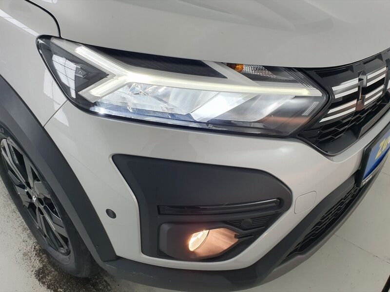 More views of Dacia Jogger