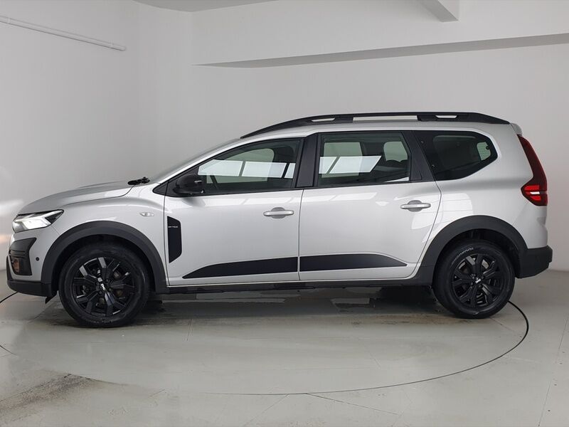 More views of Dacia Jogger