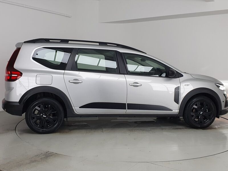 More views of Dacia Jogger