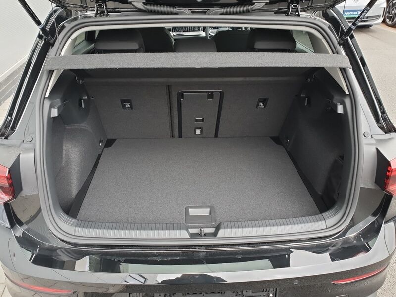 More views of Volkswagen Golf