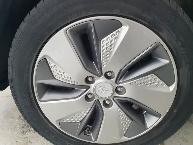 More views of Hyundai Kona