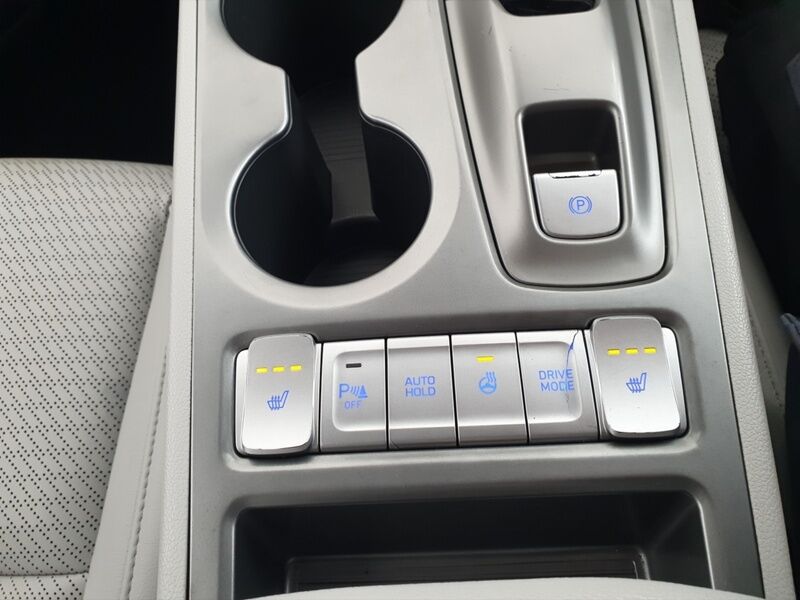 More views of Hyundai Kona