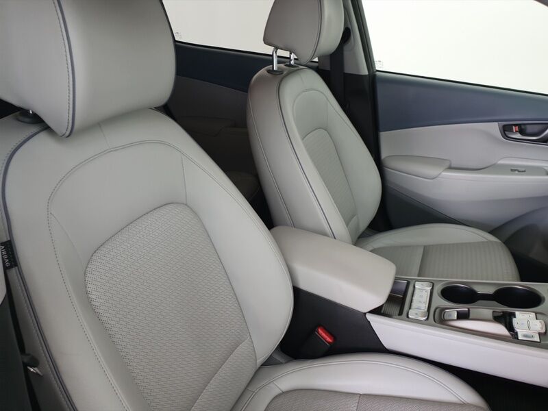 More views of Hyundai Kona