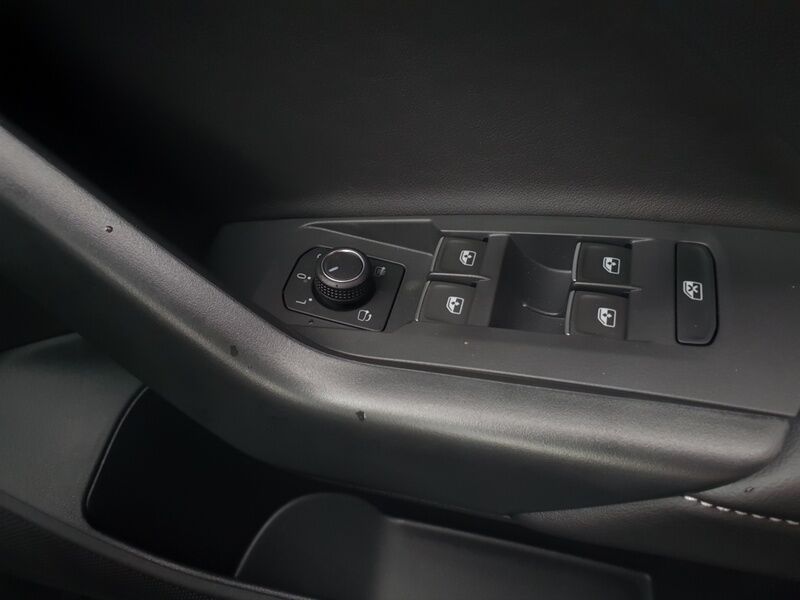 More views of Volkswagen T-Cross