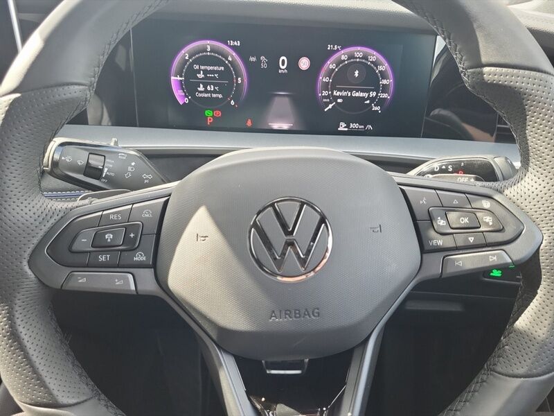 More views of Volkswagen Tayron