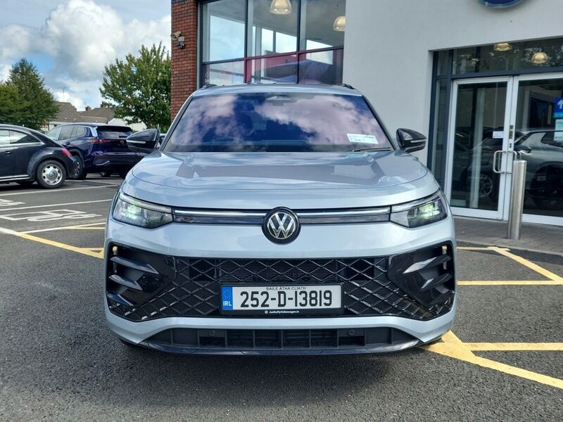 More views of Volkswagen Tayron