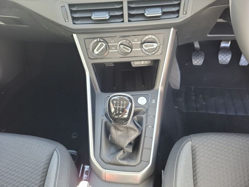 More views of Volkswagen Taigo