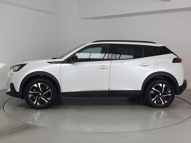 More views of Peugeot 2008