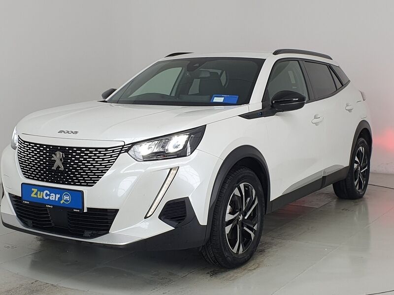 More views of Peugeot 2008