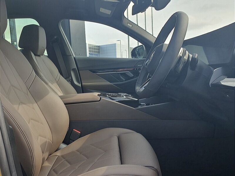 More views of BMW 5 Series