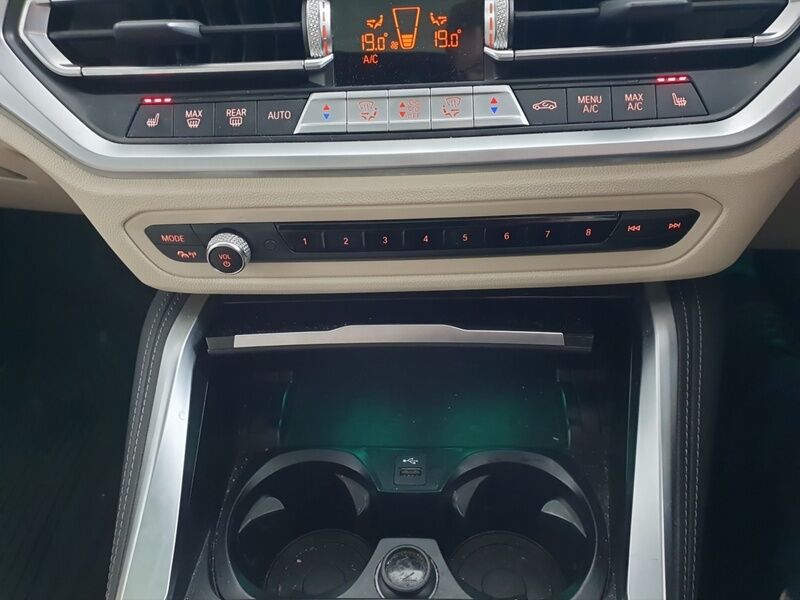 More views of BMW 4 Series