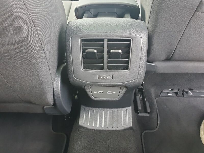 More views of Volkswagen T-Roc
