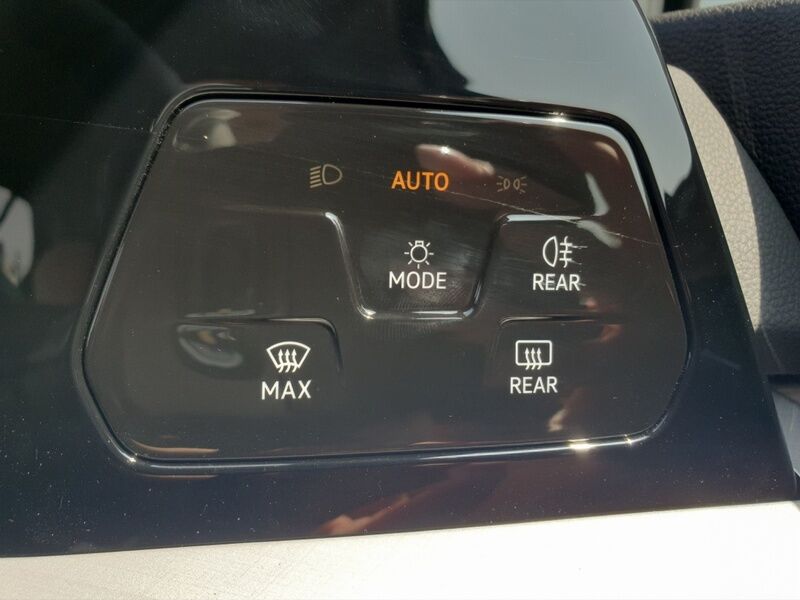 More views of Volkswagen Golf