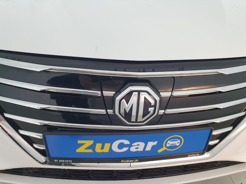 More views of MG MG5