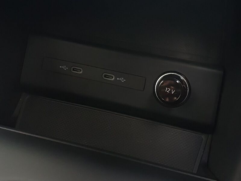More views of Audi Q4 E-tron