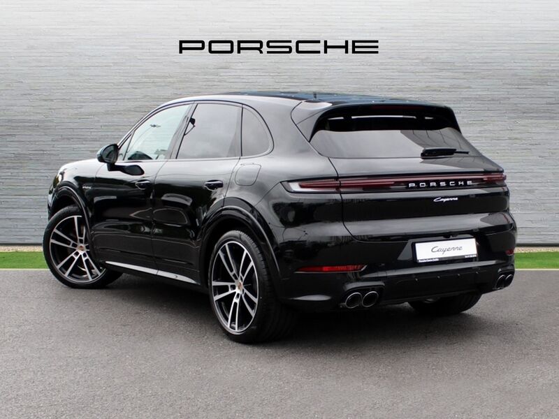 More views of Porsche Cayenne