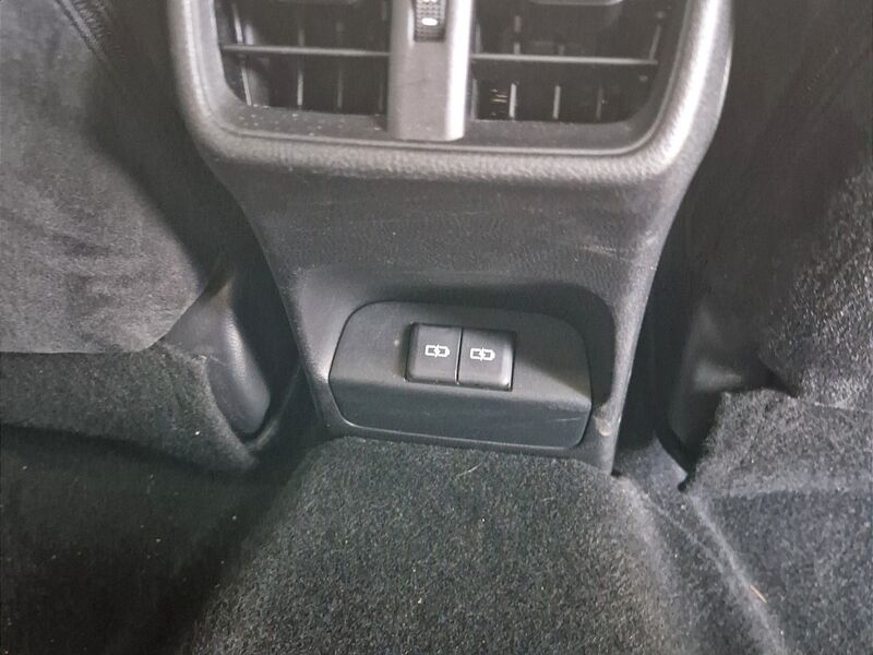 More views of Lexus UX