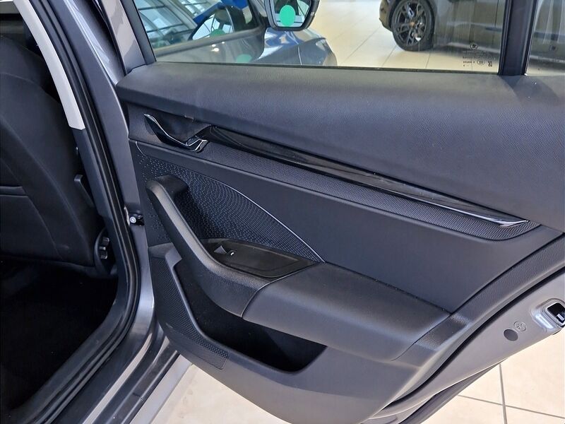 More views of Skoda Octavia