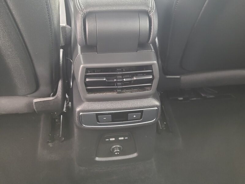 More views of Audi Q4 E-tron