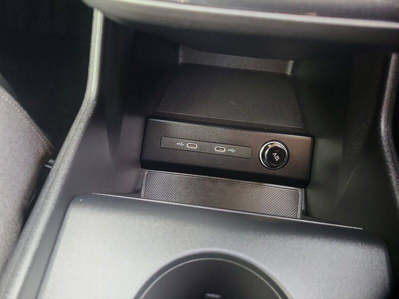 More views of Audi Q4 E-tron