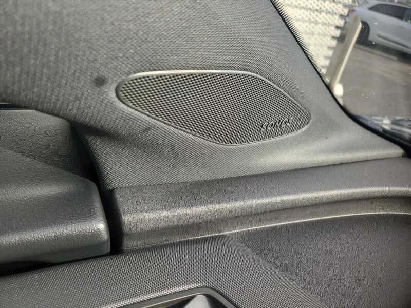 More views of Audi Q4 e-tron