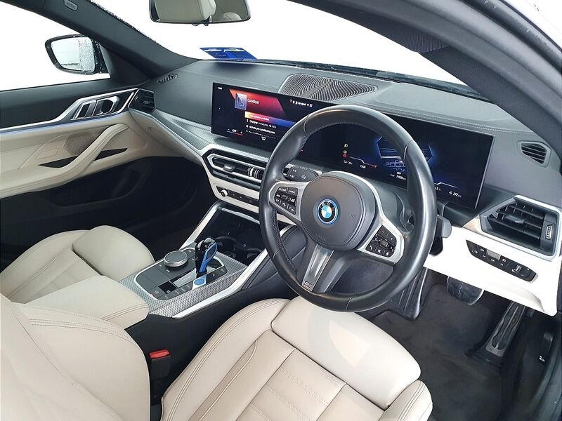 More views of BMW i4