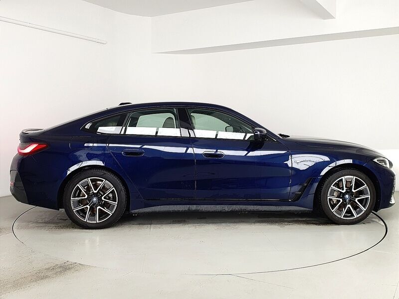 More views of BMW i4