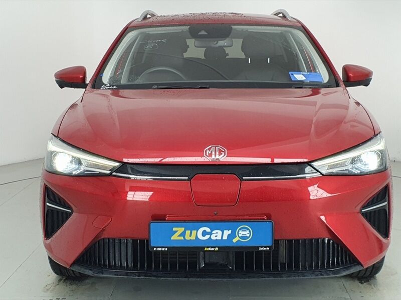 More views of MG MG5