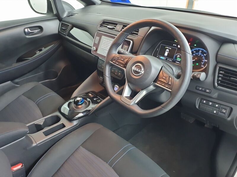 More views of Nissan Leaf