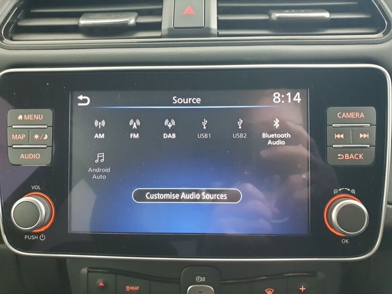 More views of Nissan Leaf