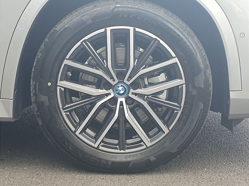 More views of BMW X1