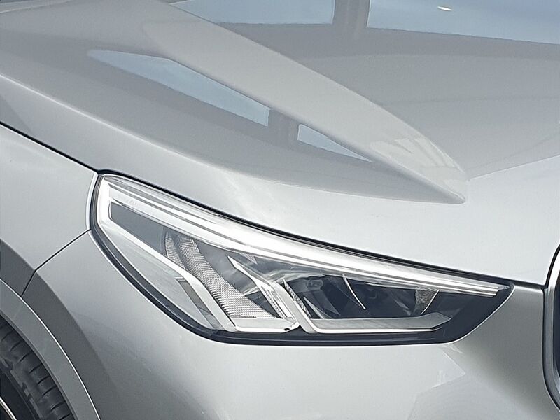 More views of BMW X1