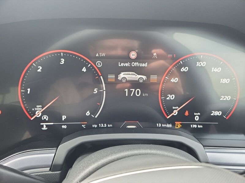 More views of Volkswagen Touareg