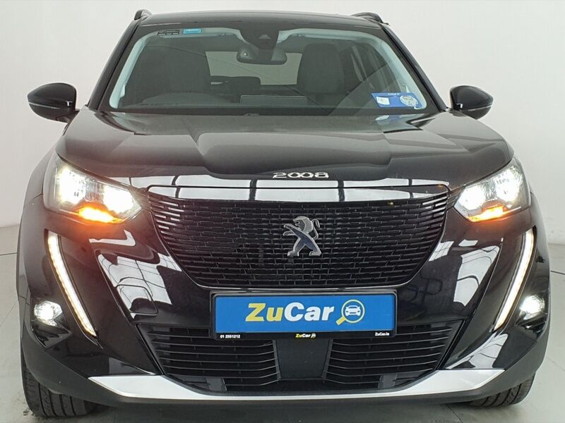 More views of Peugeot 2008