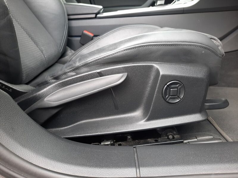 More views of Audi A6