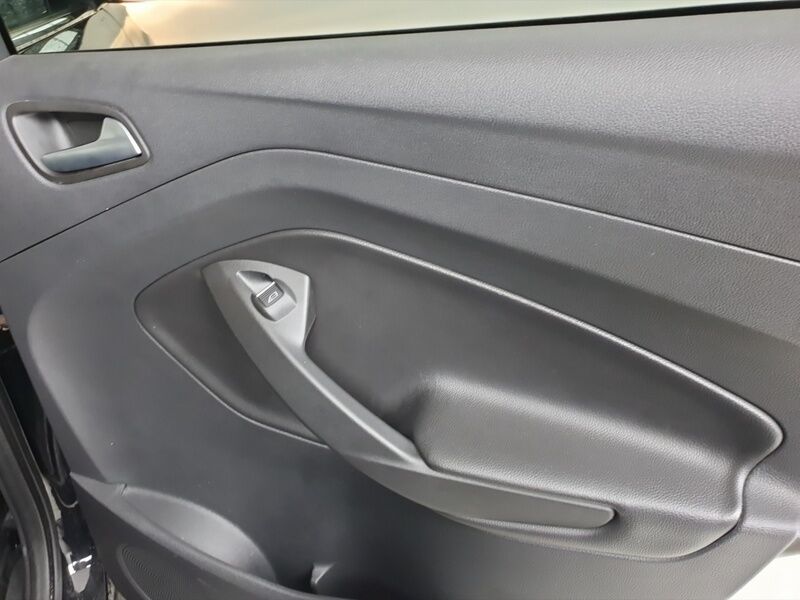 More views of Ford Kuga