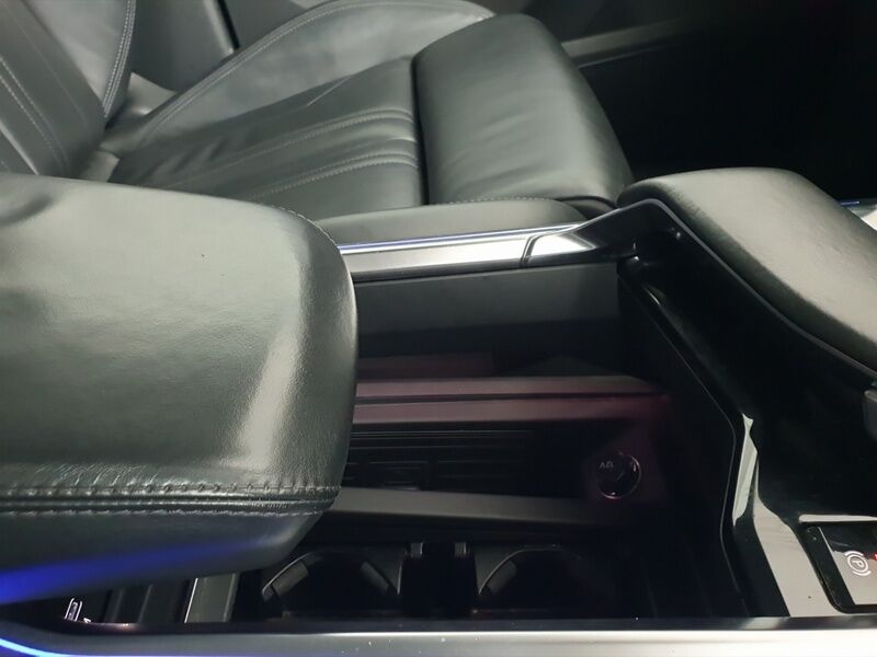 More views of Audi E-Tron