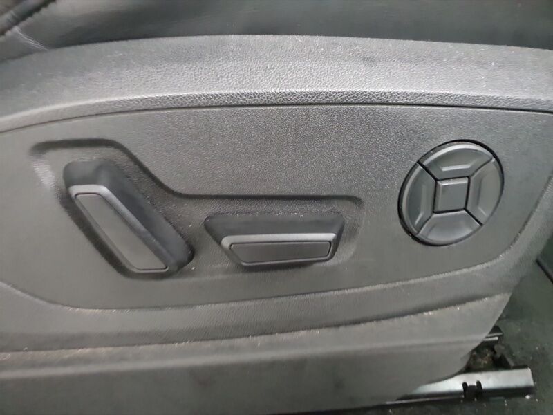 More views of Audi E-Tron