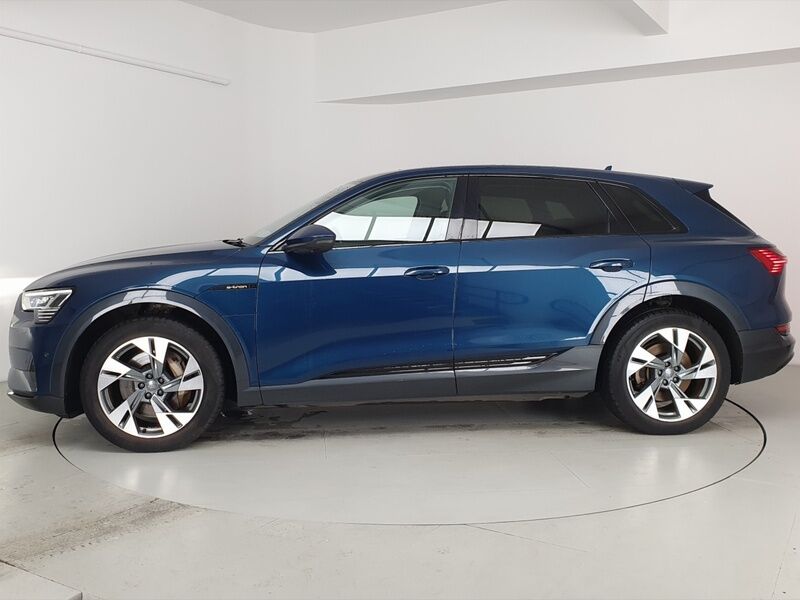 More views of Audi E-Tron