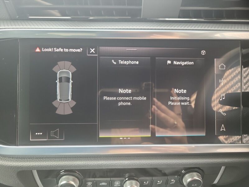 More views of Audi Q3