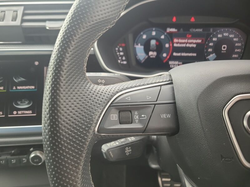 More views of Audi Q3
