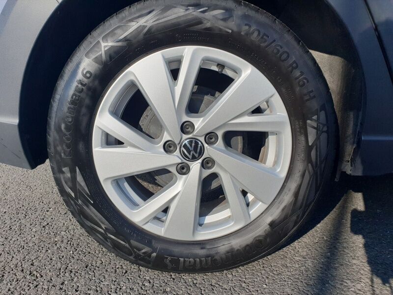 More views of Volkswagen Taigo
